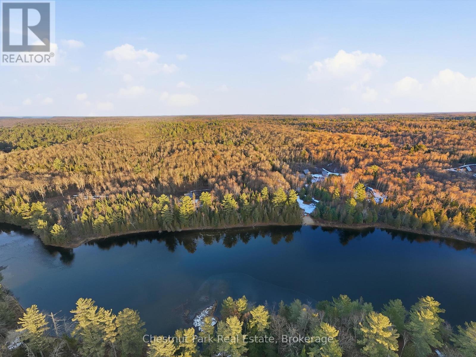 1077 Fairy Falls Road, Lake Of Bays, Ontario  P0B 1A0 - Photo 37 - X12849558