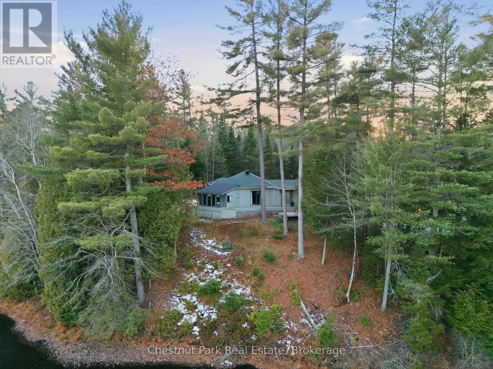 1077 Fairy Falls Road, Lake Of Bays, Ontario  P0B 1A0 - Photo 38 - X12849558