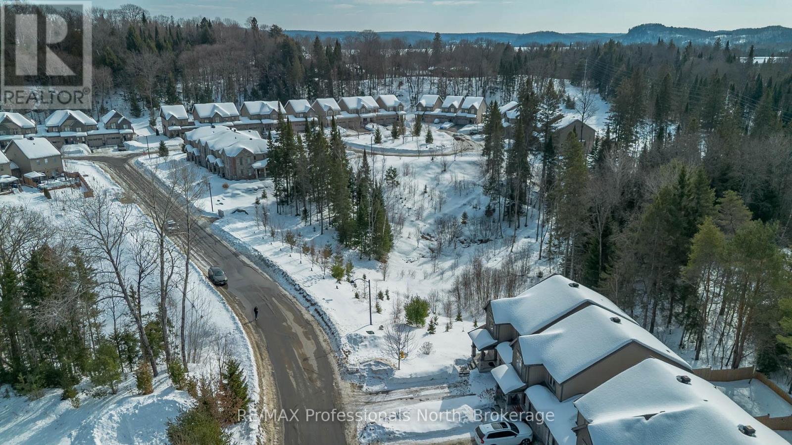 13 Brookside Crossing, Huntsville, Ontario  P1H 1C9 - Photo 32 - X12849626