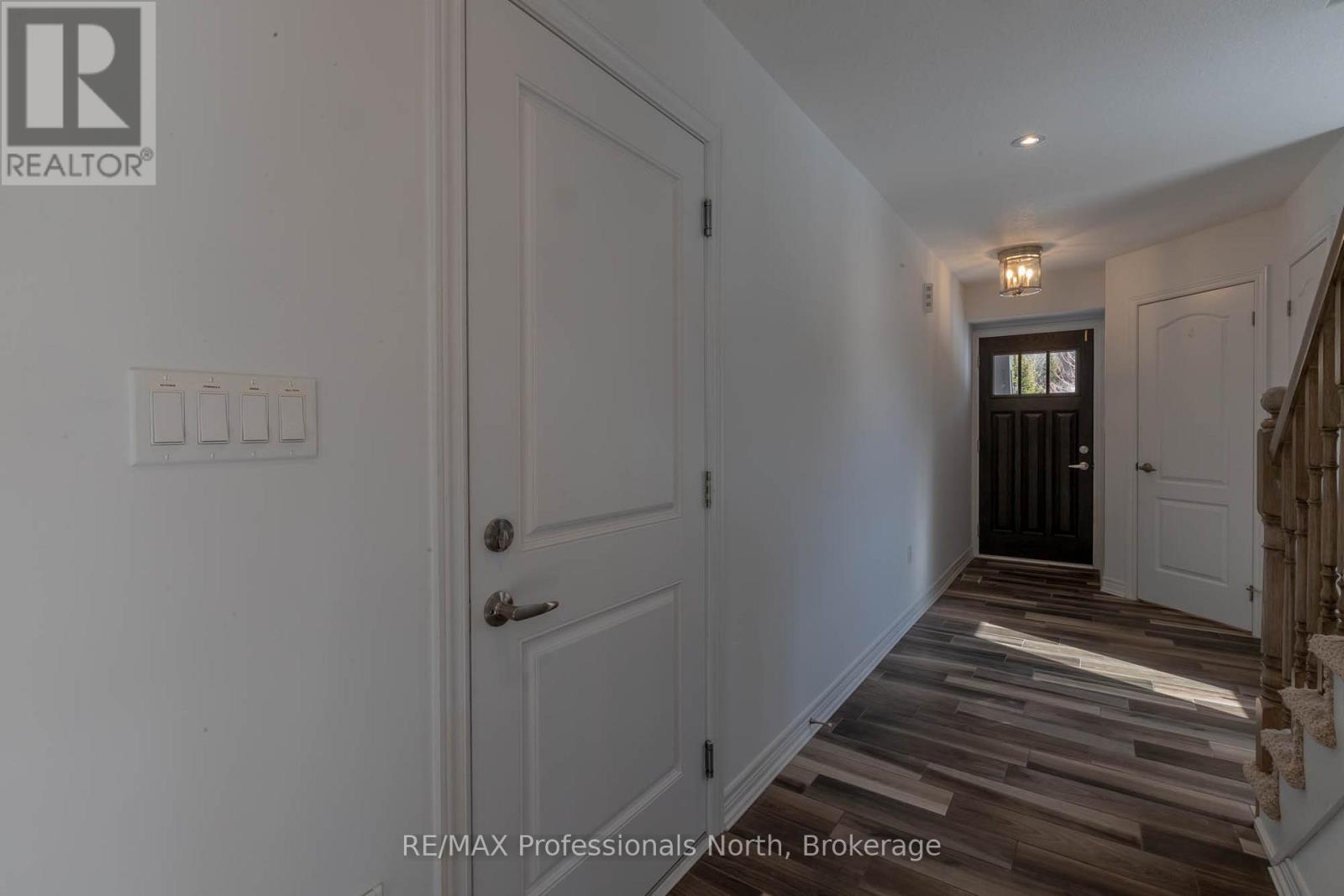 13 Brookside Crossing, Huntsville, Ontario  P1H 1C9 - Photo 7 - X12849626