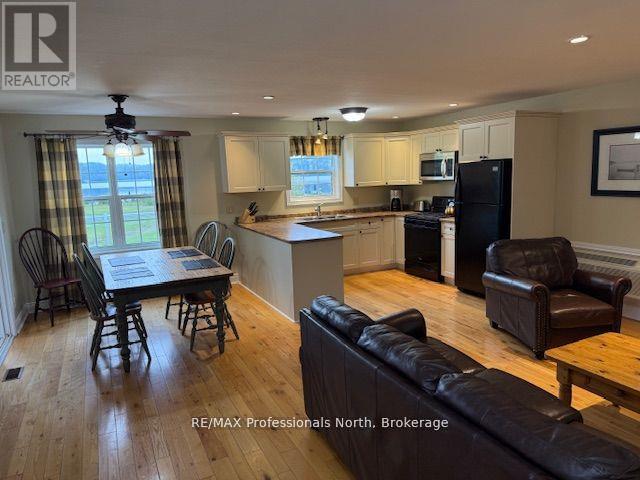 126-5 - 1052 Rat Bay Road S, Lake Of Bays, Ontario  P0A 1H0 - Photo 5 - X12850002