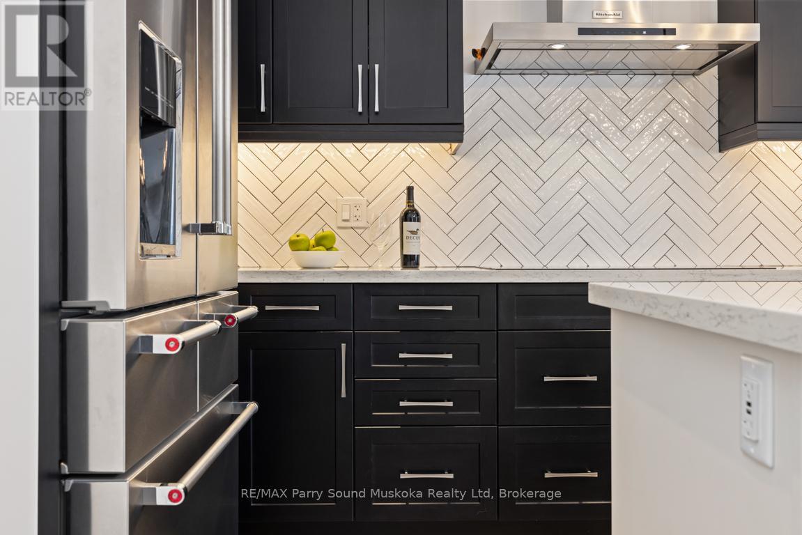 54 Lake Ridge Road, Seguin, Ontario  P0C 1J0 - Photo 22 - X12851026