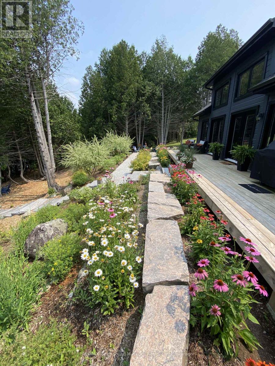 54 Lake Ridge Road, Seguin, Ontario  P0C 1J0 - Photo 4 - X12851026