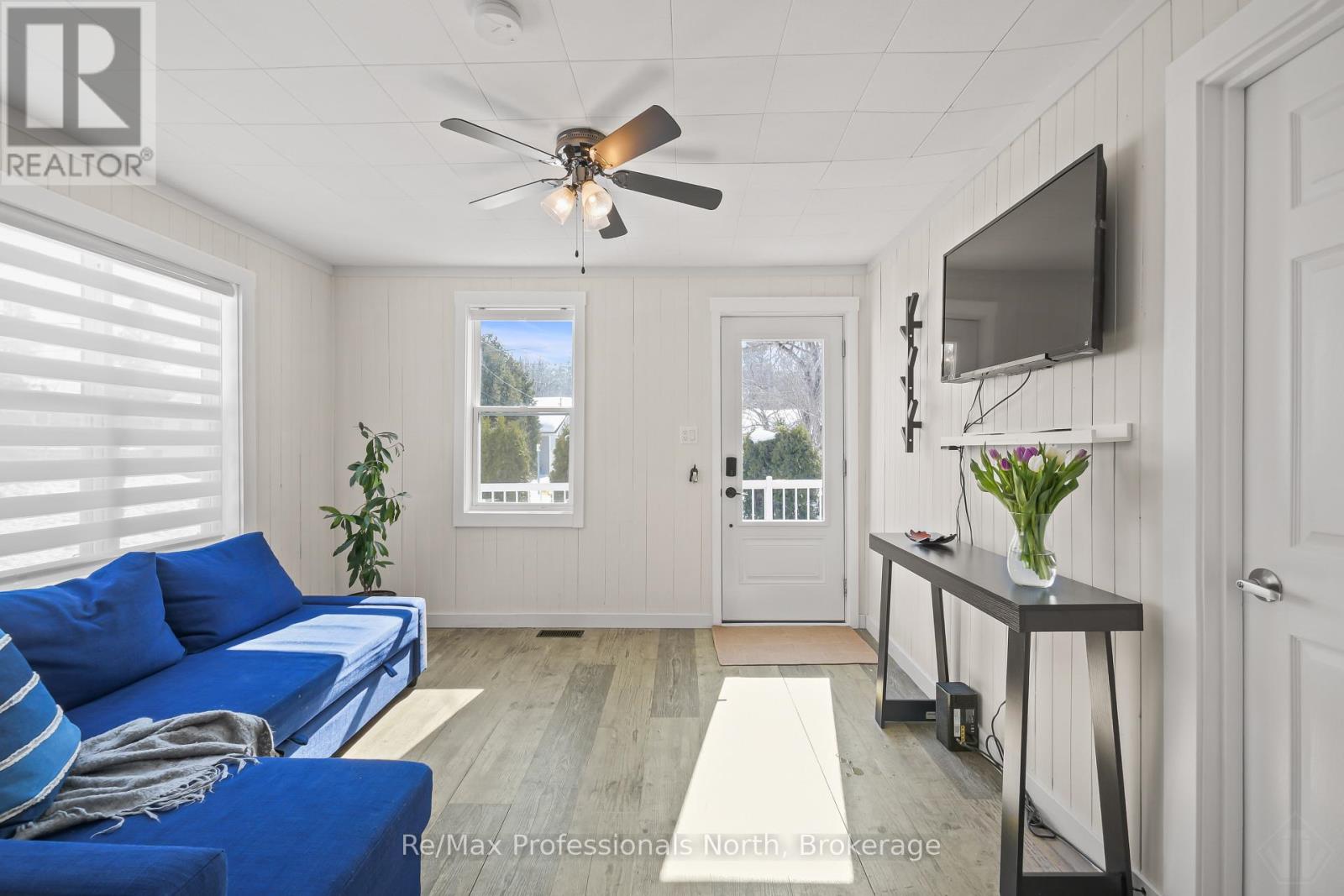 260 Private Street, Gravenhurst, Ontario  P1P 1R2 - Photo 2 - X12853480