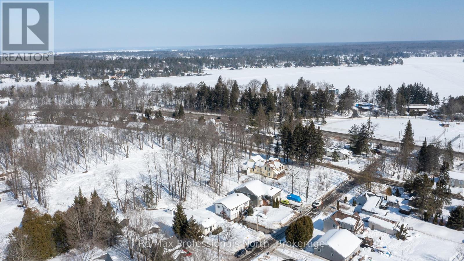 260 Private Street, Gravenhurst, Ontario  P1P 1R2 - Photo 26 - X12853480