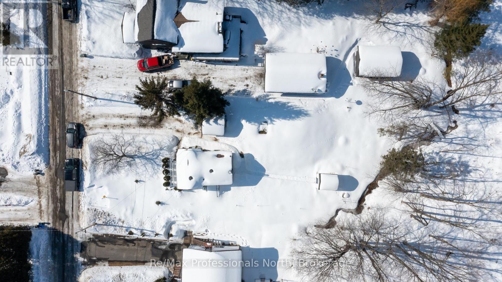 260 Private Street, Gravenhurst, Ontario  P1P 1R2 - Photo 27 - X12853480