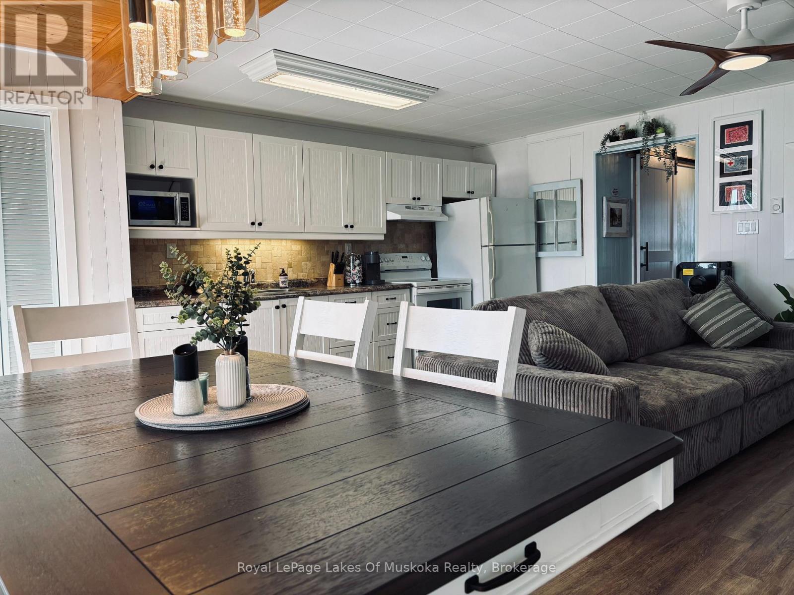 5 - 1115 Kahshe Lake Road, Gravenhurst, Ontario  P0E 1G0 - Photo 5 - X12854592