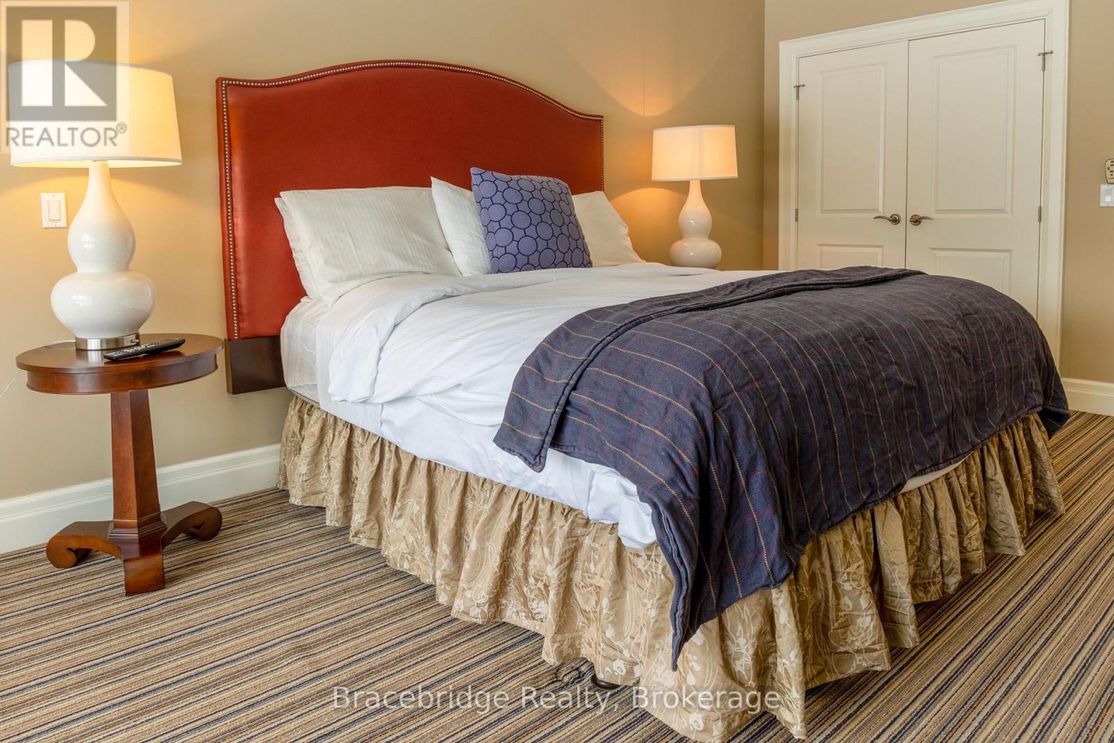 G104-D2 - 1869 Muskoka Road 118 Highway W, Muskoka Lakes, Ontario  P1L 1W8 - Photo 25 - X12857606