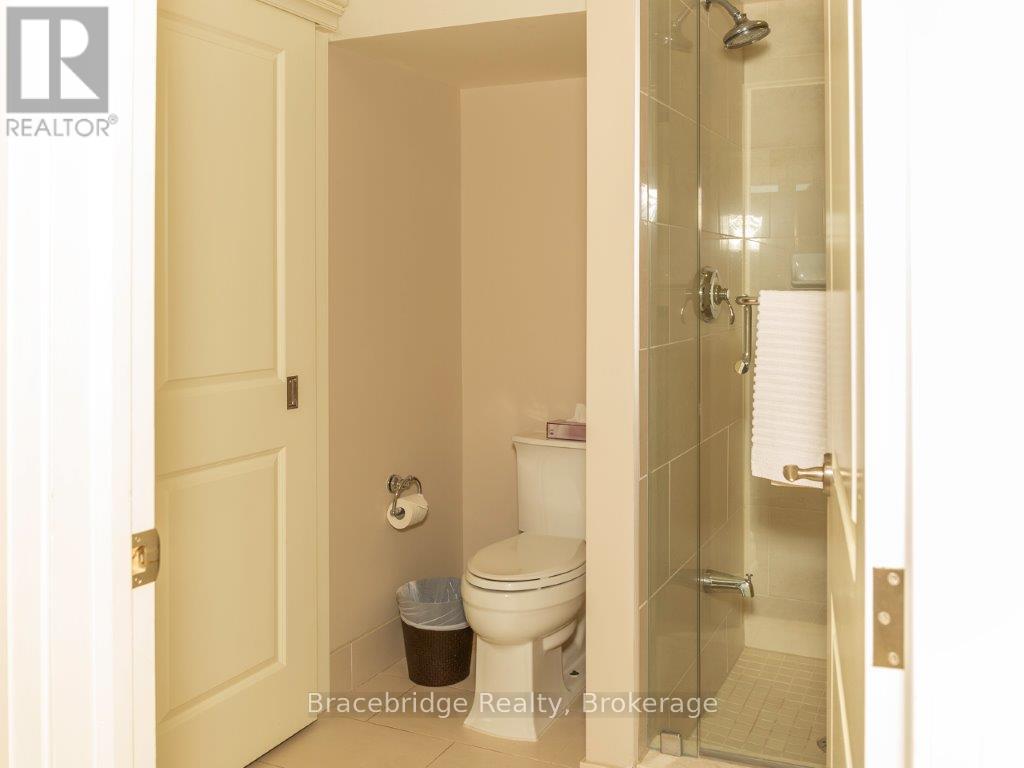 G104-D2 - 1869 Muskoka Road 118 Highway W, Muskoka Lakes, Ontario  P1L 1W8 - Photo 3 - X12857606