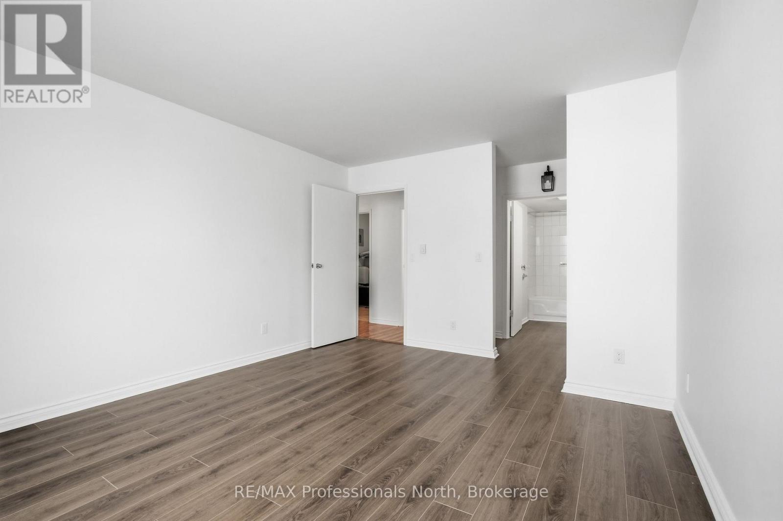 105 - 38 Monck Road, Bracebridge, Ontario  P1L 1P4 - Photo 28 - X12858542