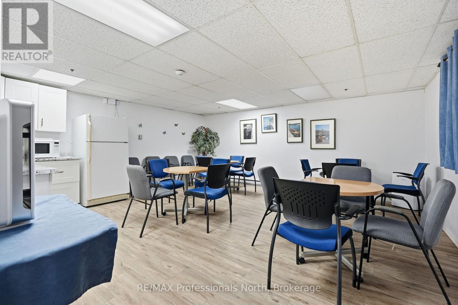 105 - 38 Monck Road, Bracebridge, Ontario  P1L 1P4 - Photo 32 - X12858542