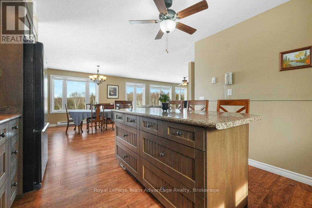 520 Star Lake Road, Seguin, Ontario  P2A 1J0 - Photo 12 - X12860844