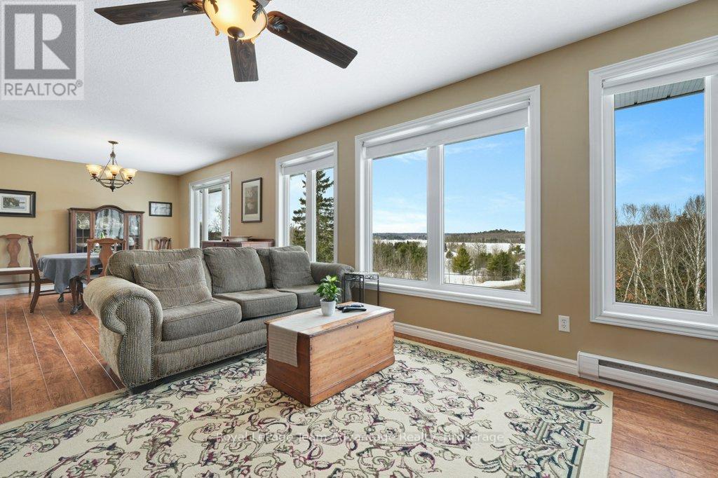 520 Star Lake Road, Seguin, Ontario  P2A 1J0 - Photo 15 - X12860844