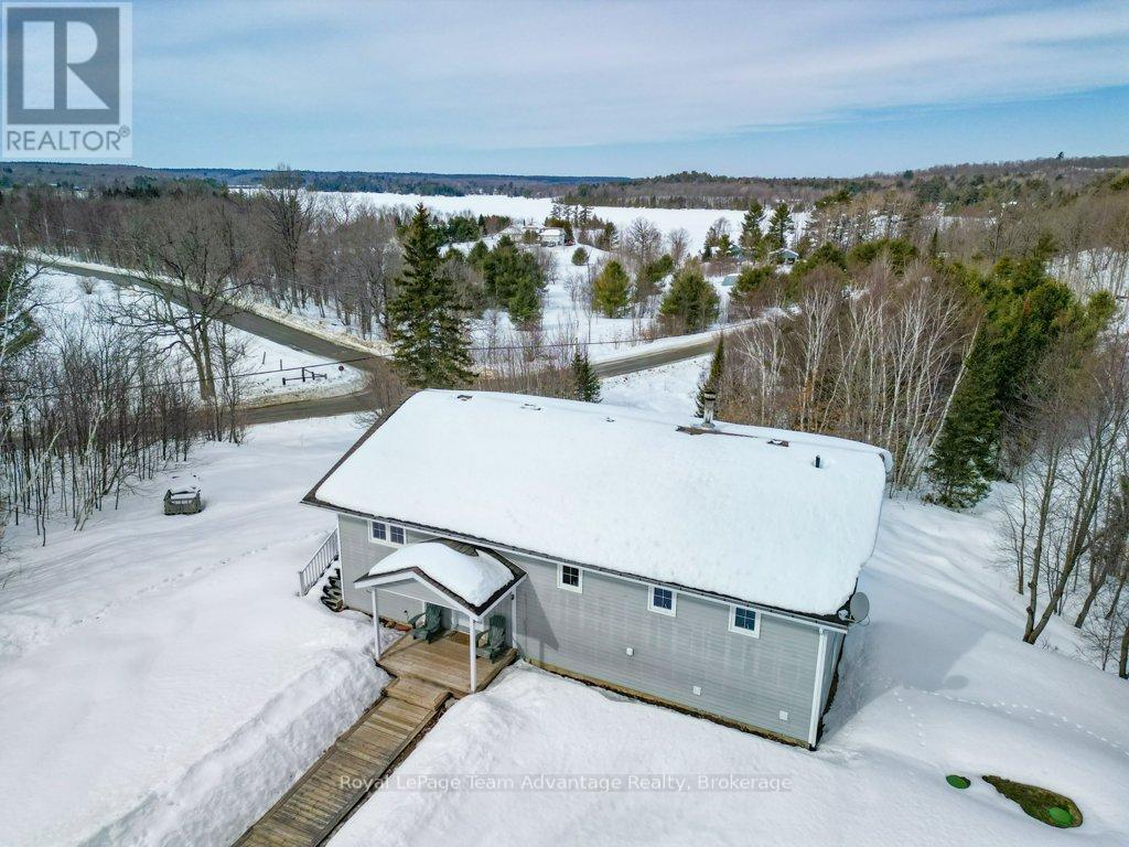 520 Star Lake Road, Seguin, Ontario  P2A 1J0 - Photo 4 - X12860844
