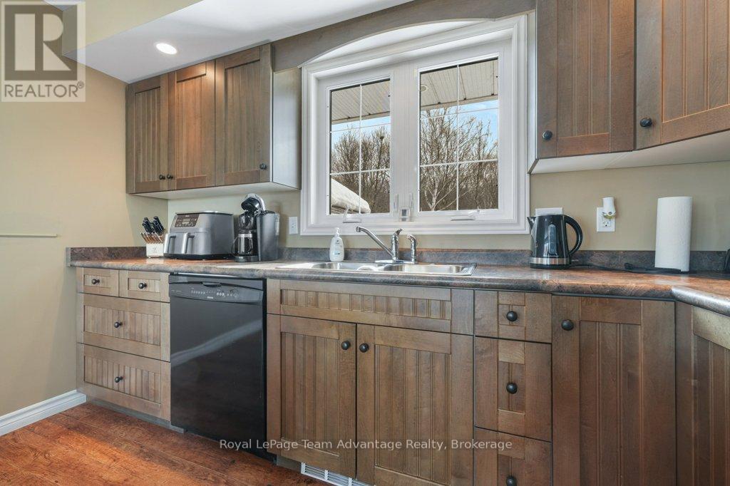 520 Star Lake Road, Seguin, Ontario  P2A 1J0 - Photo 9 - X12860844