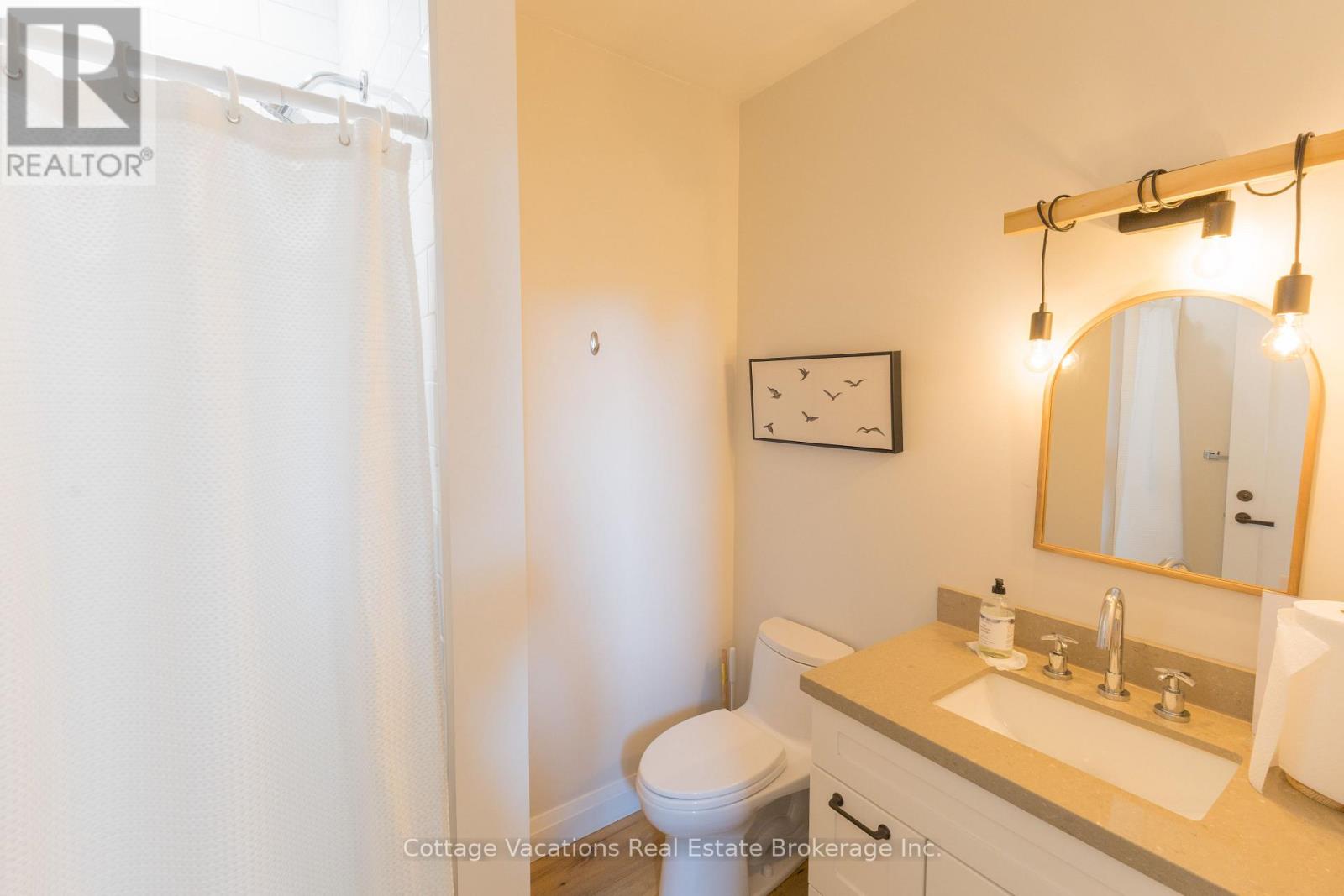 10 Brunel Road, Huntsville, Ontario  P1H 2A9 - Photo 13 - X12861936