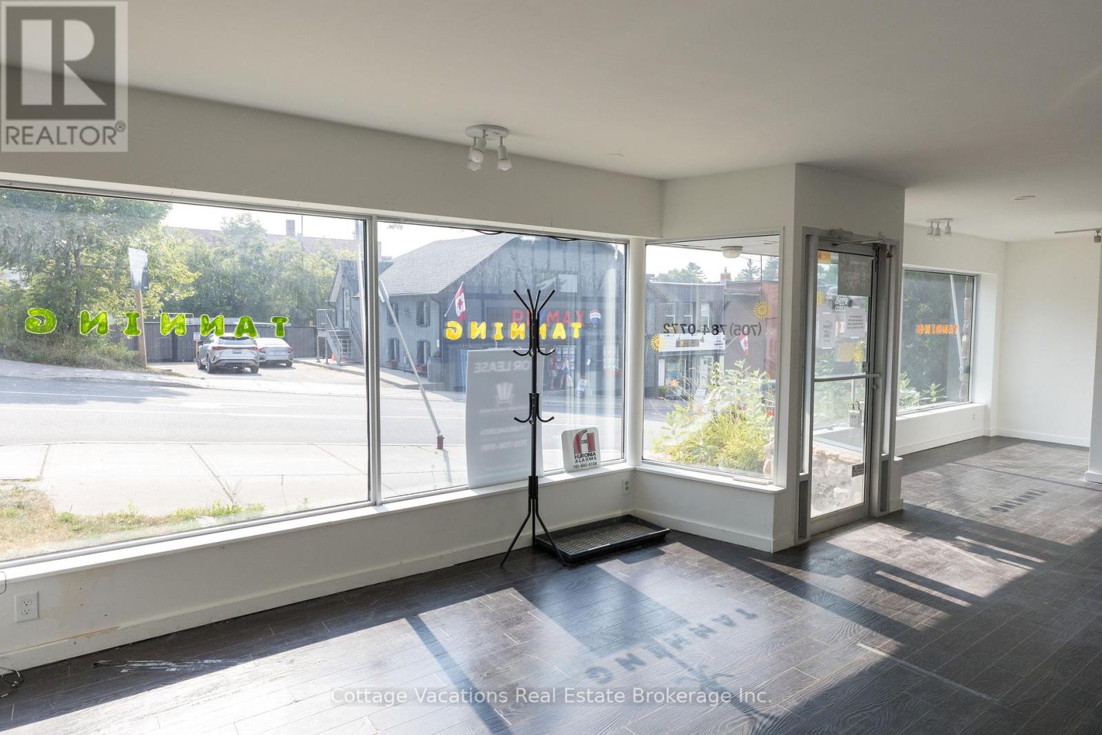 10 Brunel Road, Huntsville, Ontario  P1H 2A9 - Photo 28 - X12861936