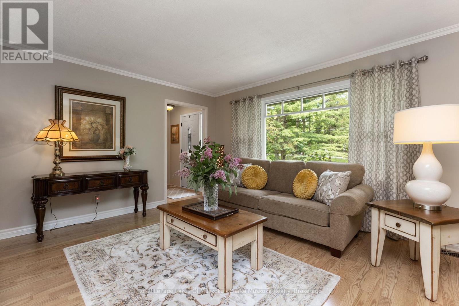 43 Maple St, Seguin, Ontario  P0C 1J0 - Photo 15 - X12866692