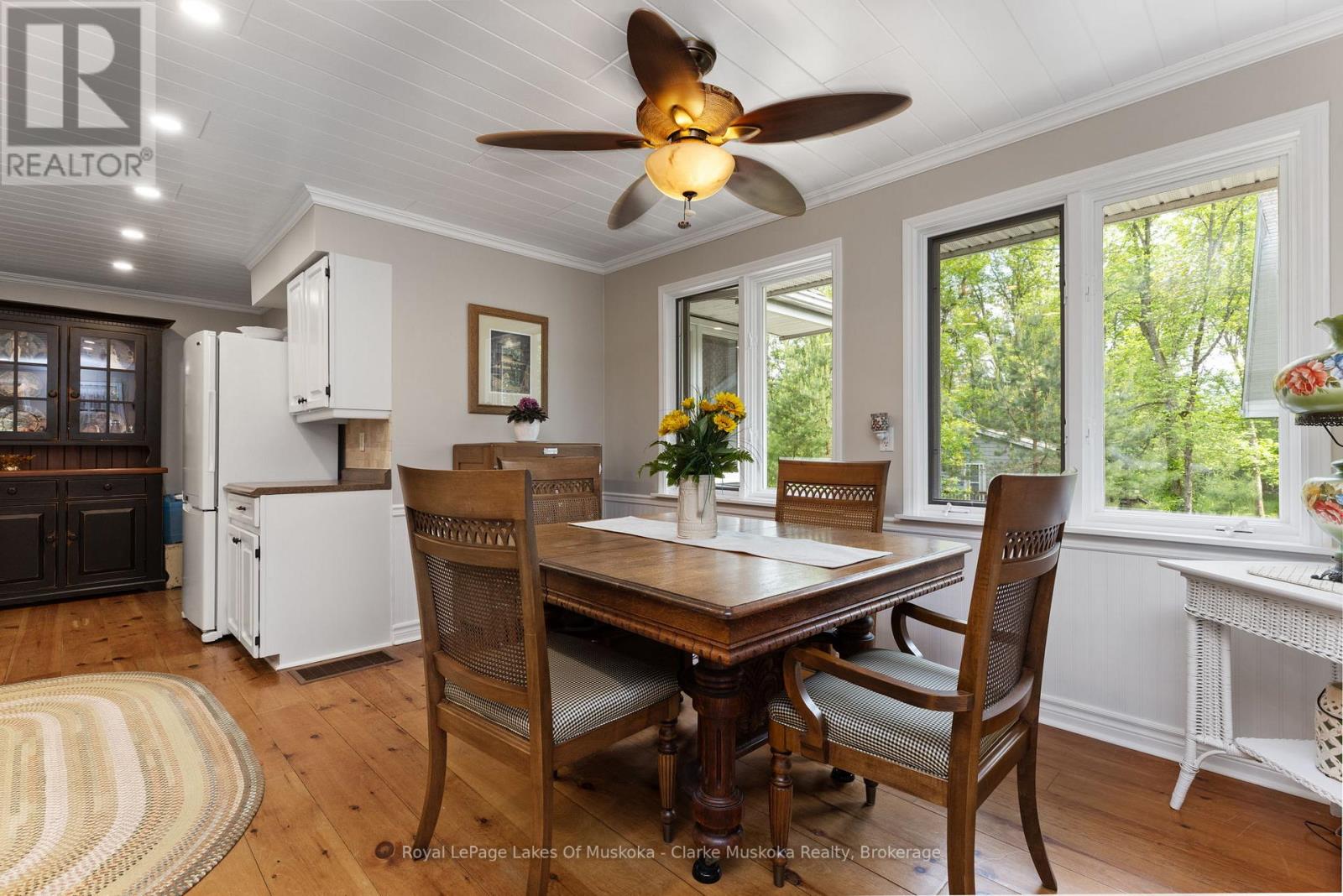 43 Maple St, Seguin, Ontario  P0C 1J0 - Photo 9 - X12866692