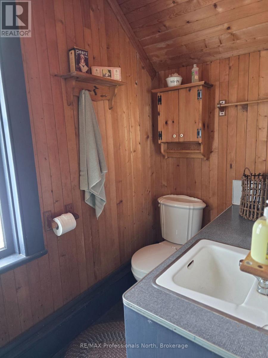 231 Kay Road W, Huntsville, Ontario  P0B 1L0 - Photo 21 - X12866826