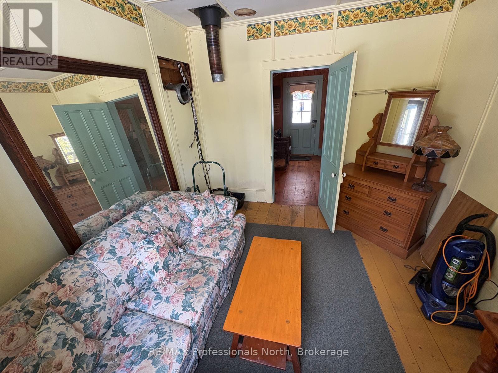 231 Kay Road W, Huntsville, Ontario  P0B 1L0 - Photo 8 - X12866826