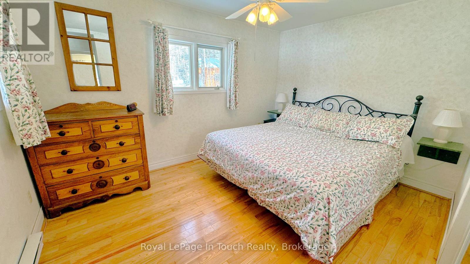 476 Hungry Bay Road E, Georgian Bay, Ontario  L0K 1S0 - Photo 27 - X12867180