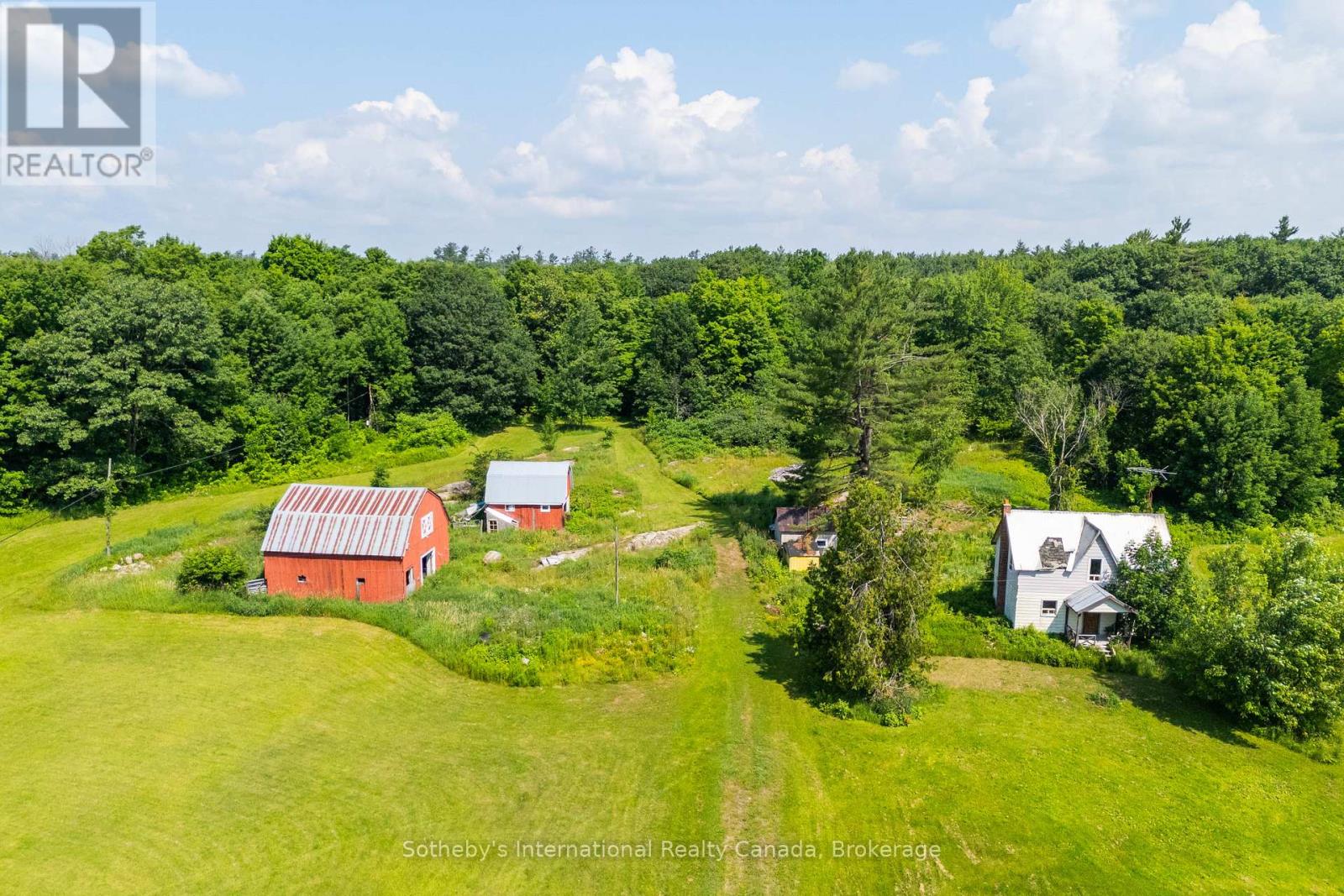 1316 Graham Road, Gravenhurst, Ontario  P0E 1N0 - Photo 1 - X12867990