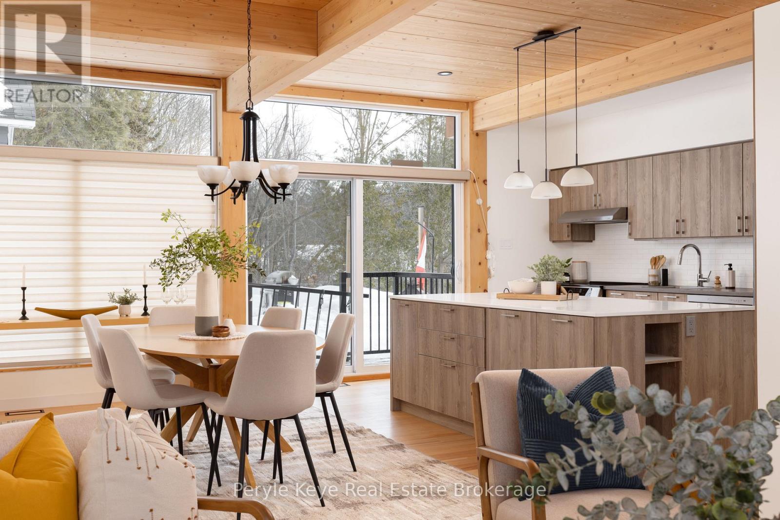 144 Shier Street, Bracebridge, Ontario  P1L 1H1 - Photo 2 - X12869470