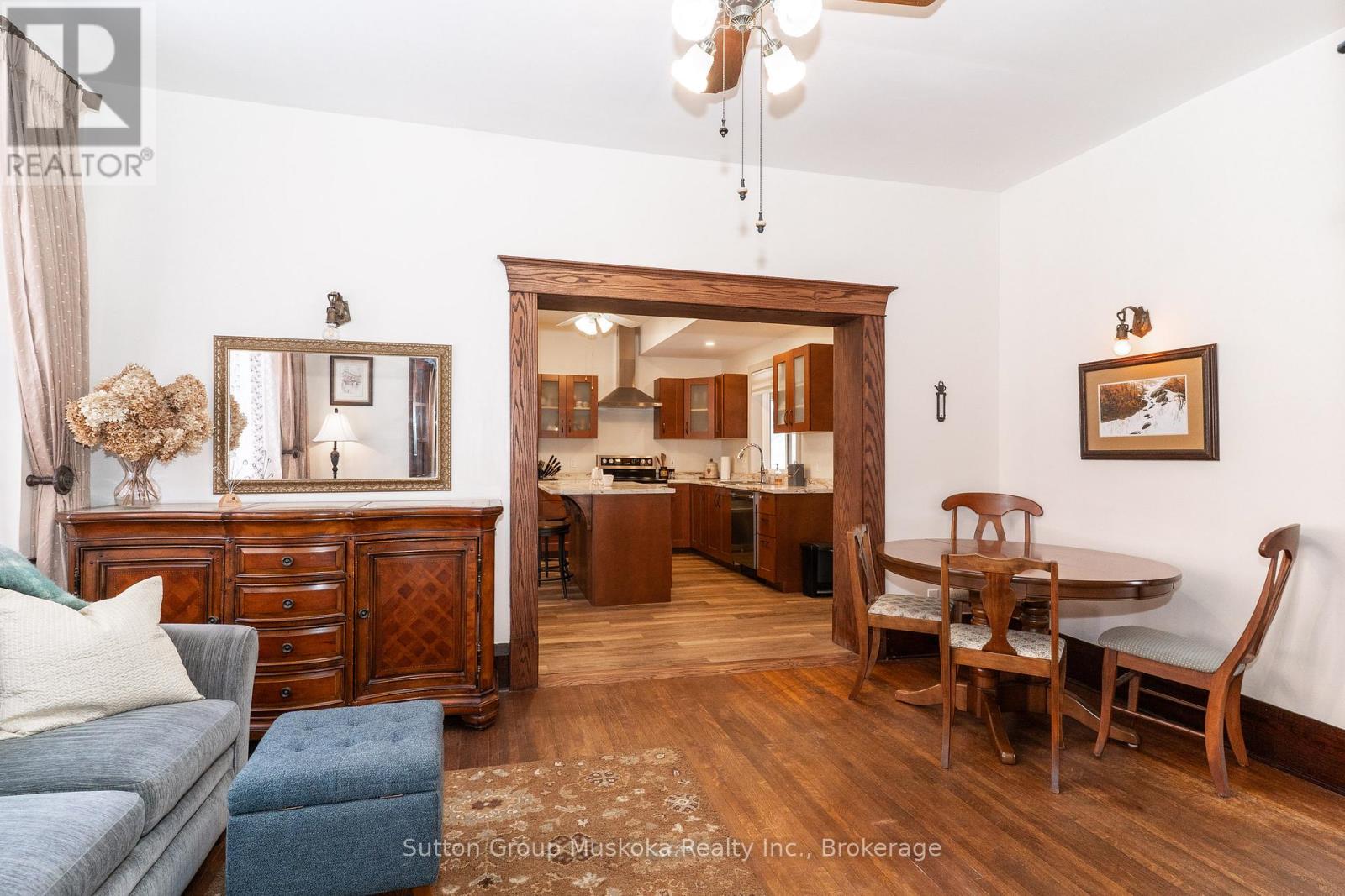 24 Mary Street W, Huntsville, Ontario  P1H 1V3 - Photo 11 - X12870140