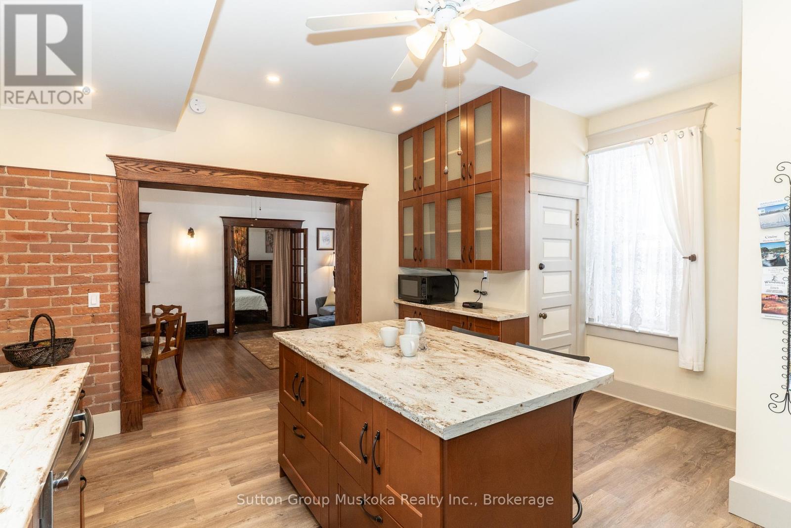 24 Mary Street W, Huntsville, Ontario  P1H 1V3 - Photo 16 - X12870140