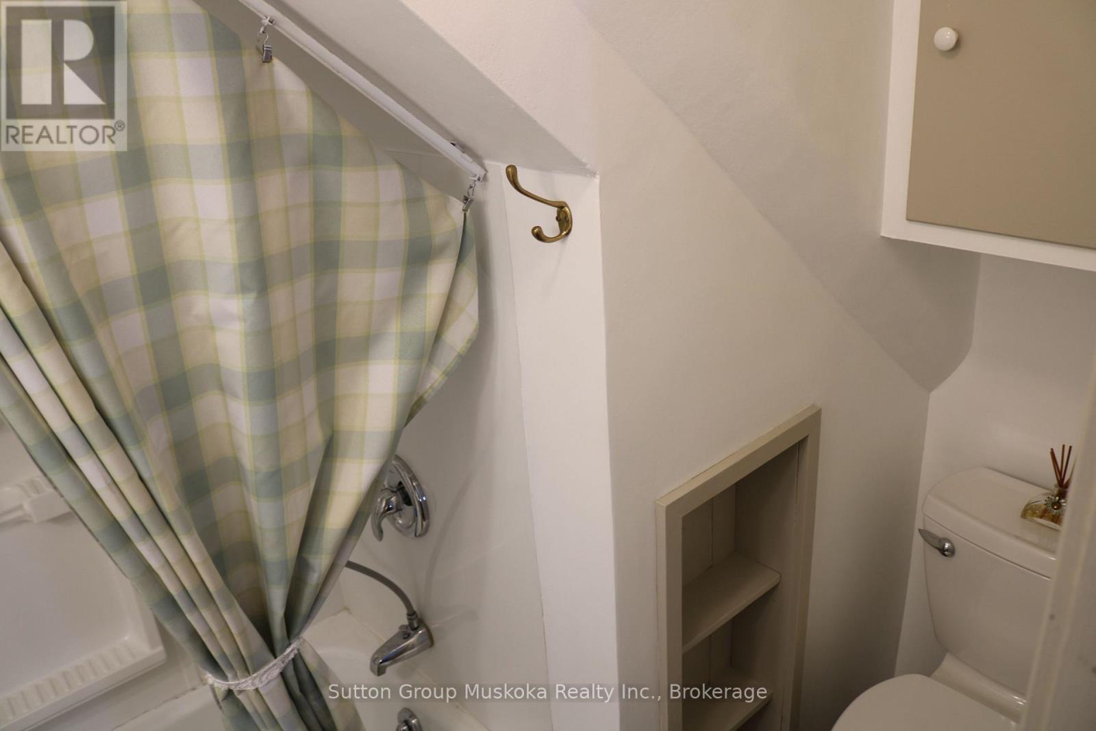 24 Mary Street W, Huntsville, Ontario  P1H 1V3 - Photo 46 - X12870140