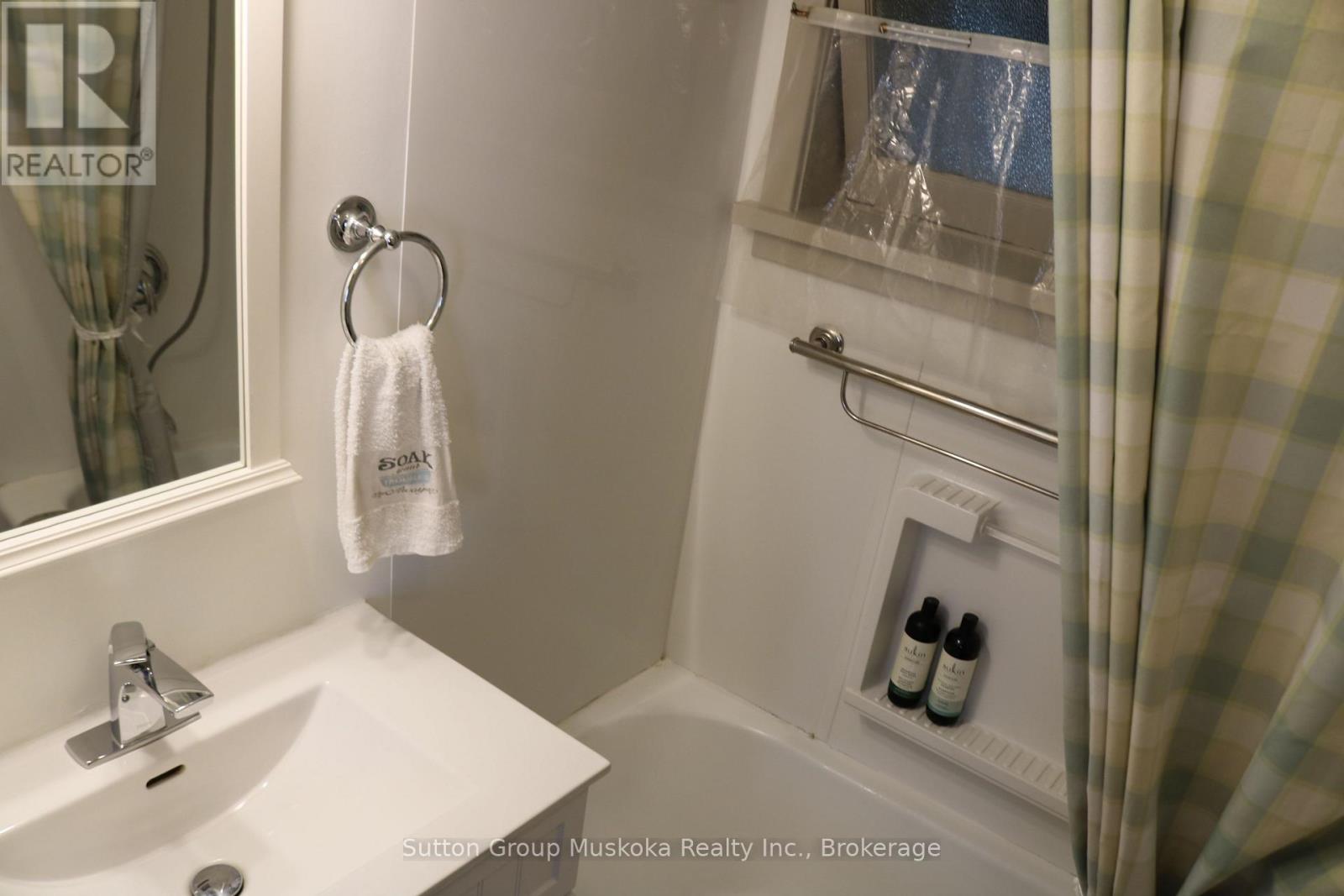 24 Mary Street W, Huntsville, Ontario  P1H 1V3 - Photo 47 - X12870140