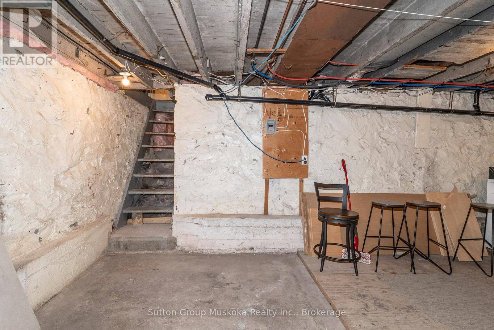 24 Mary Street W, Huntsville, Ontario  P1H 1V3 - Photo 49 - X12870140