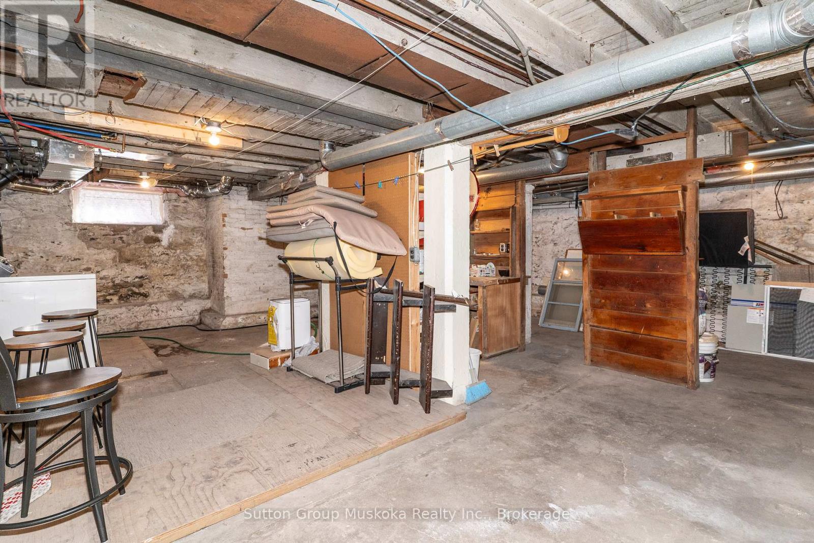 24 Mary Street W, Huntsville, Ontario  P1H 1V3 - Photo 50 - X12870140