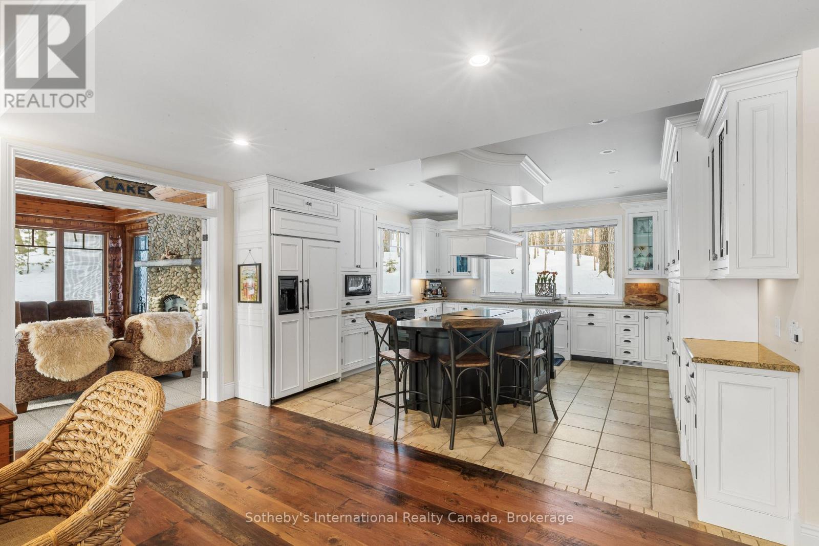 1025 Long Point Road, Lake Of Bays, Ontario  P0A 1H0 - Photo 17 - X12873176