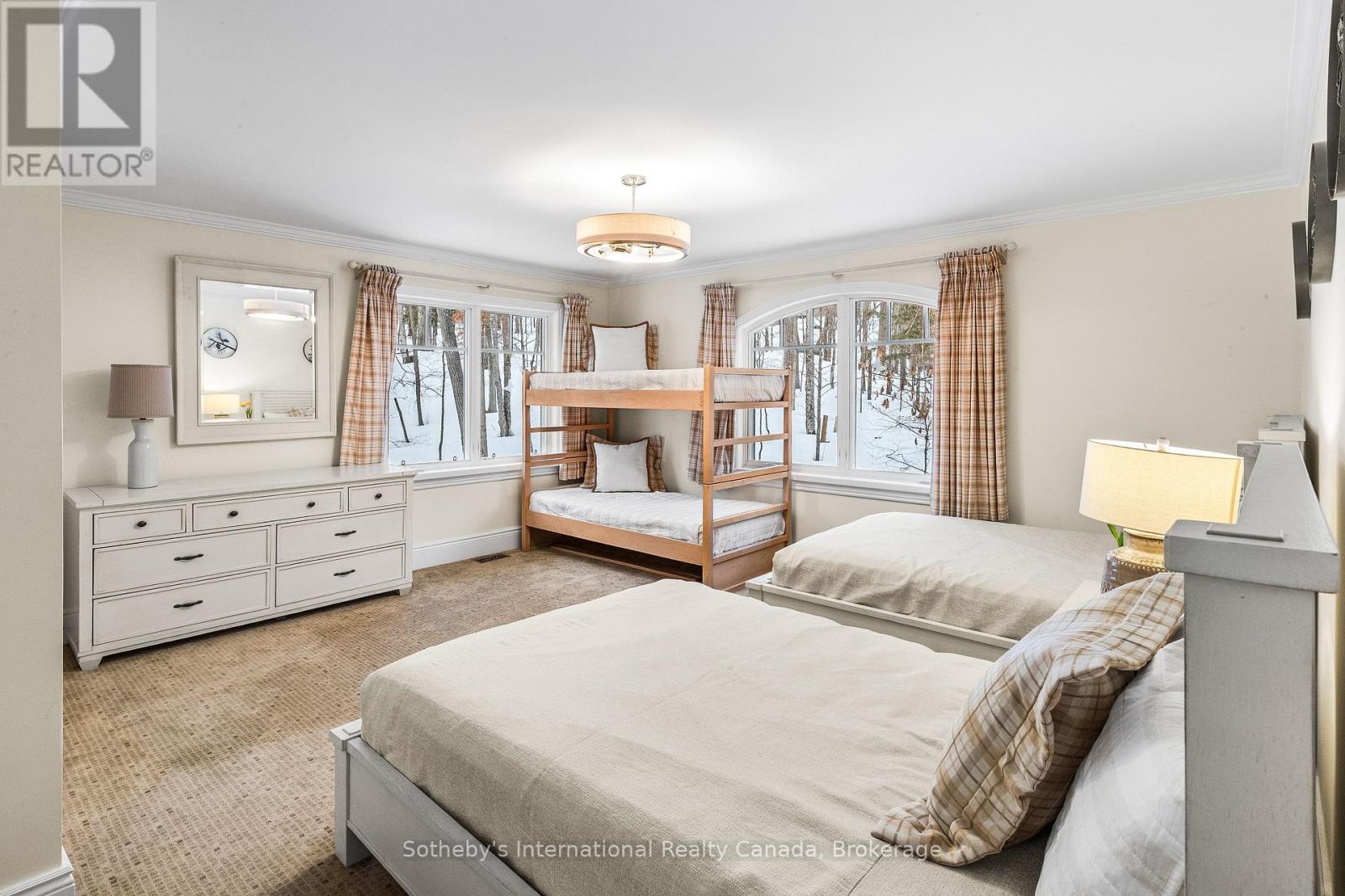 1025 Long Point Road, Lake Of Bays, Ontario  P0A 1H0 - Photo 34 - X12873176