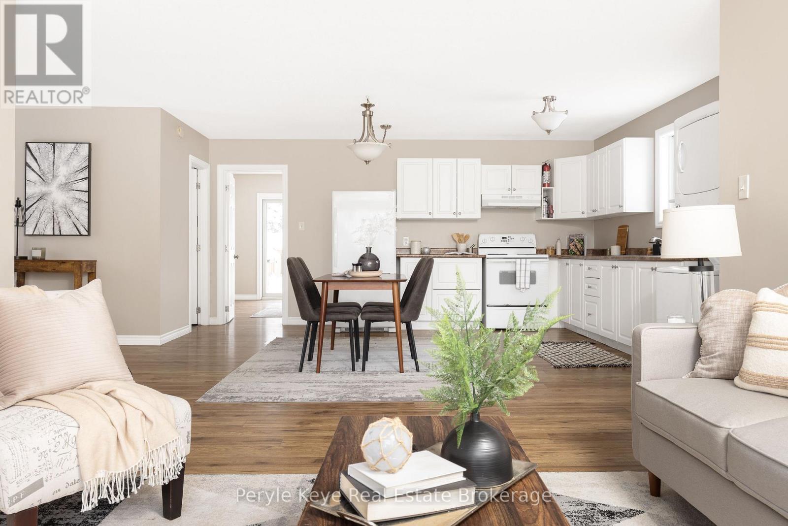 820 Manitoba Street, Bracebridge, Ontario  P1L 1W9 - Photo 40 - X12874296