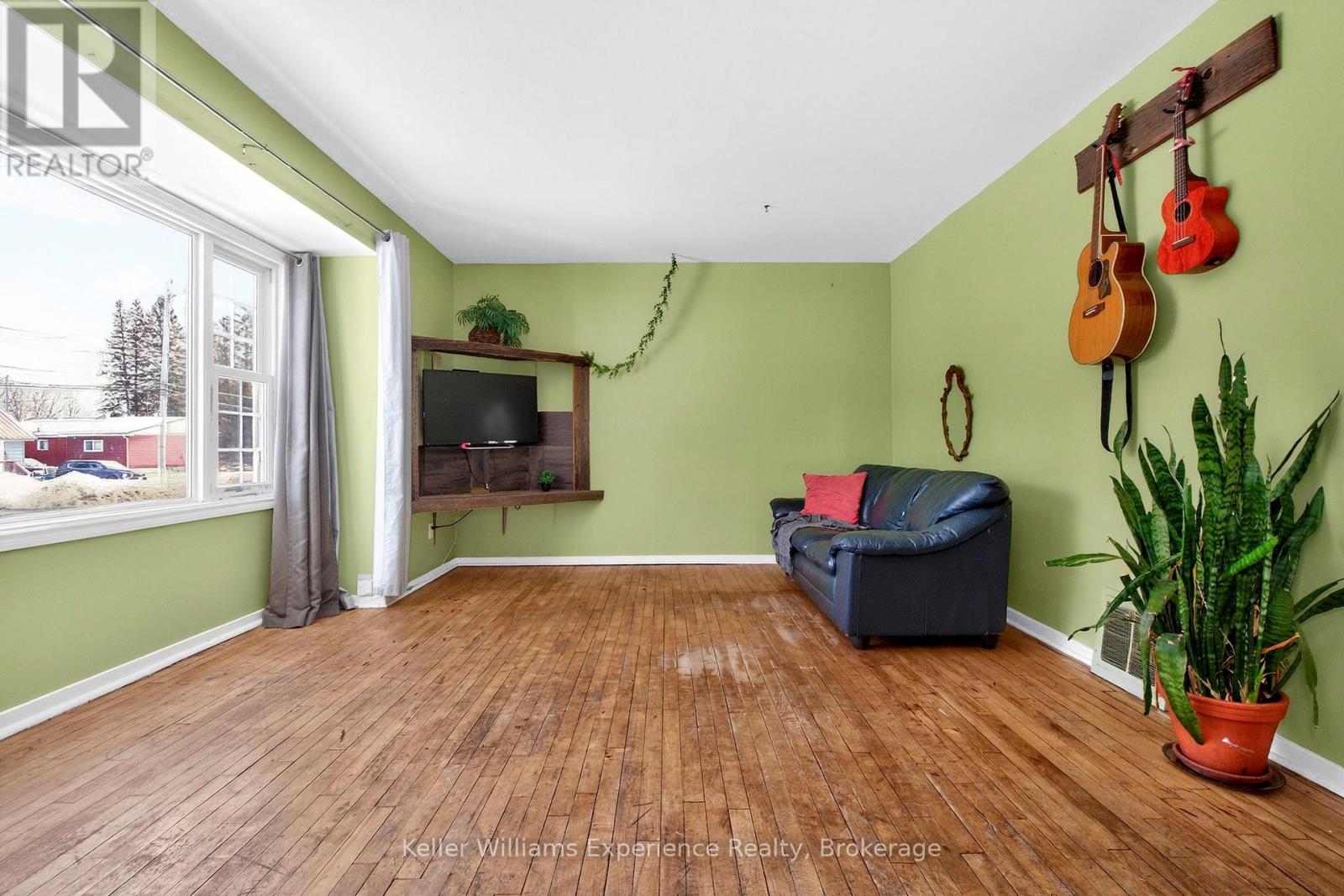 14 Aubrey Street, Bracebridge, Ontario  P1L 1L9 - Photo 10 - X12874566