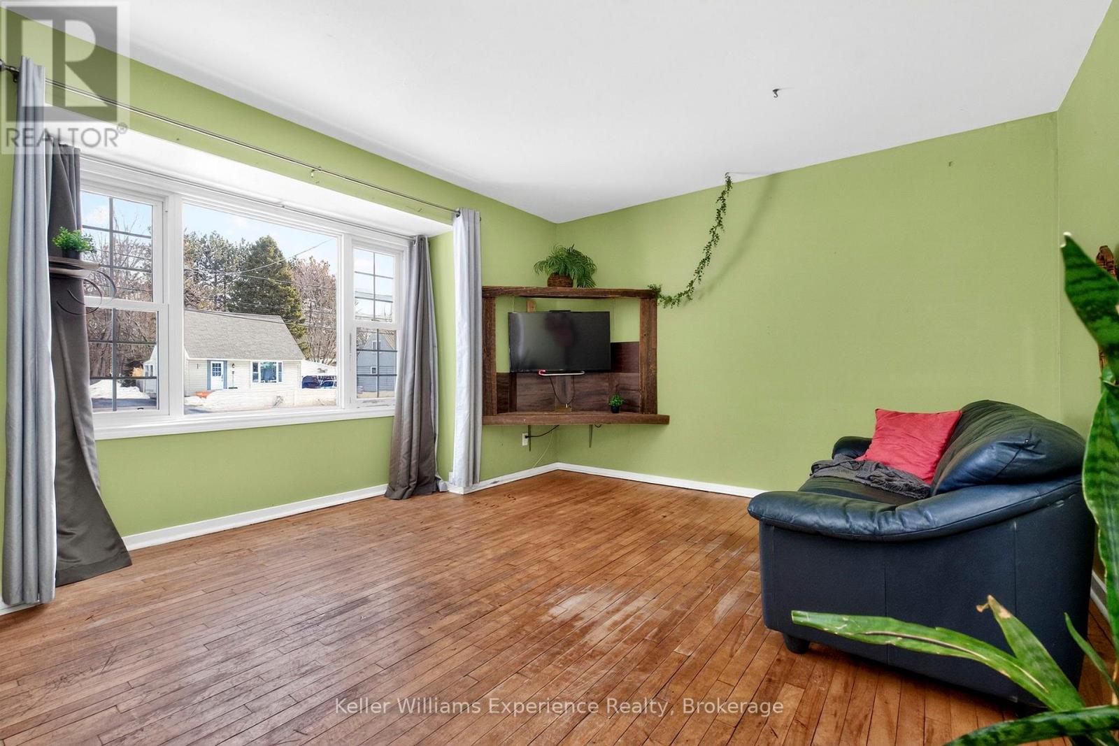 14 Aubrey Street, Bracebridge, Ontario  P1L 1L9 - Photo 12 - X12874566