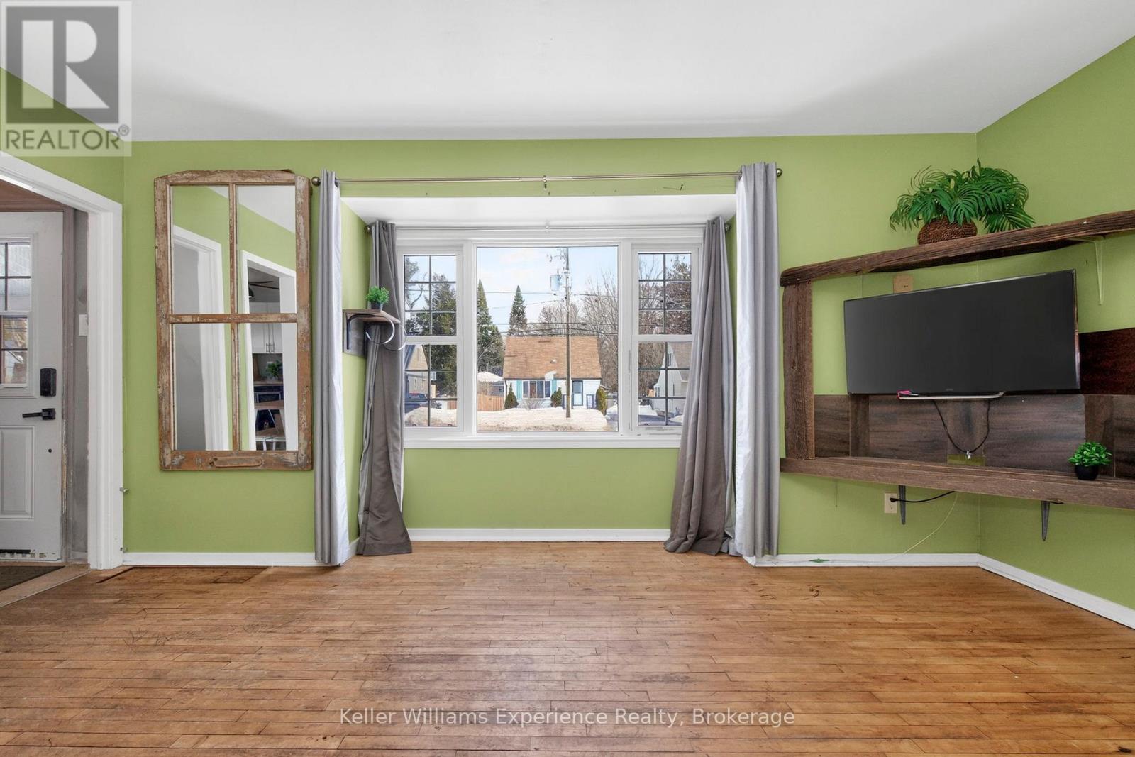 14 Aubrey Street, Bracebridge, Ontario  P1L 1L9 - Photo 13 - X12874566