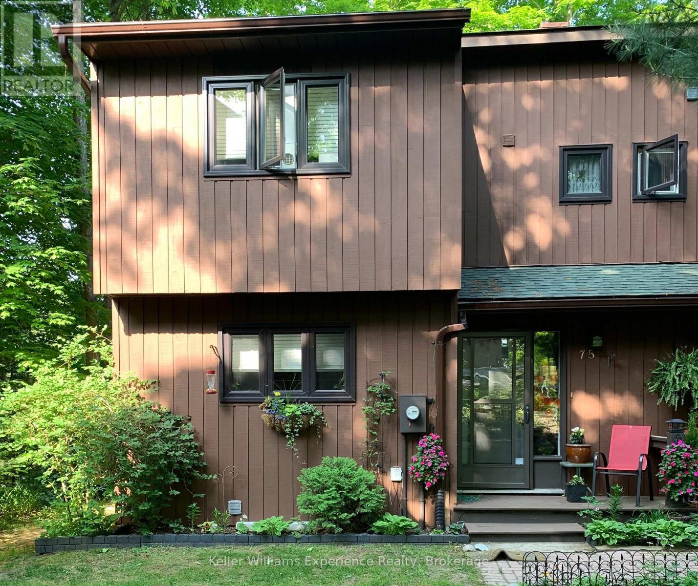 75 Southbank Drive, Bracebridge, Ontario  P1L 1G2 - Photo 1 - X12875760