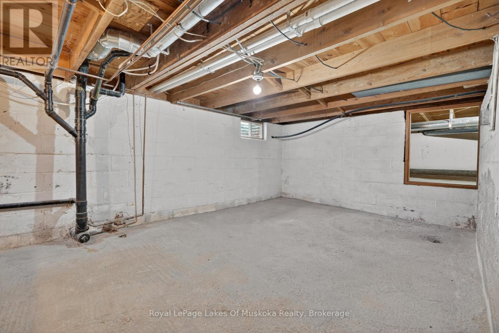 11 Silver Street, Huntsville, Ontario  P1H 1M2 - Photo 22 - X12877558