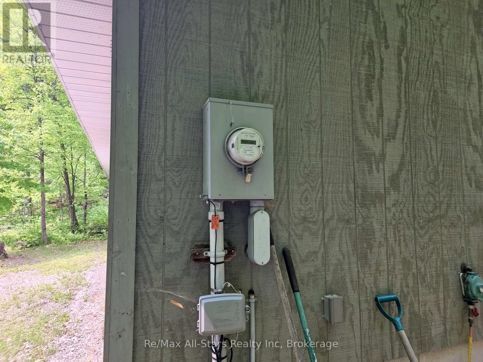 1028 Ronville Road, Lake Of Bays, Ontario  P0A 1H0 - Photo 12 - X12880294