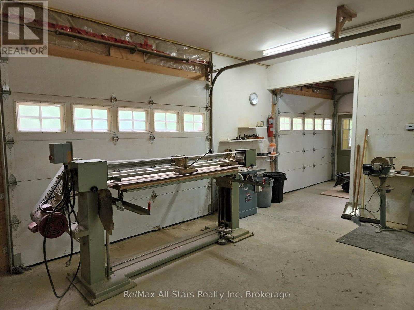 1028 Ronville Road, Lake Of Bays, Ontario  P0A 1H0 - Photo 23 - X12880294