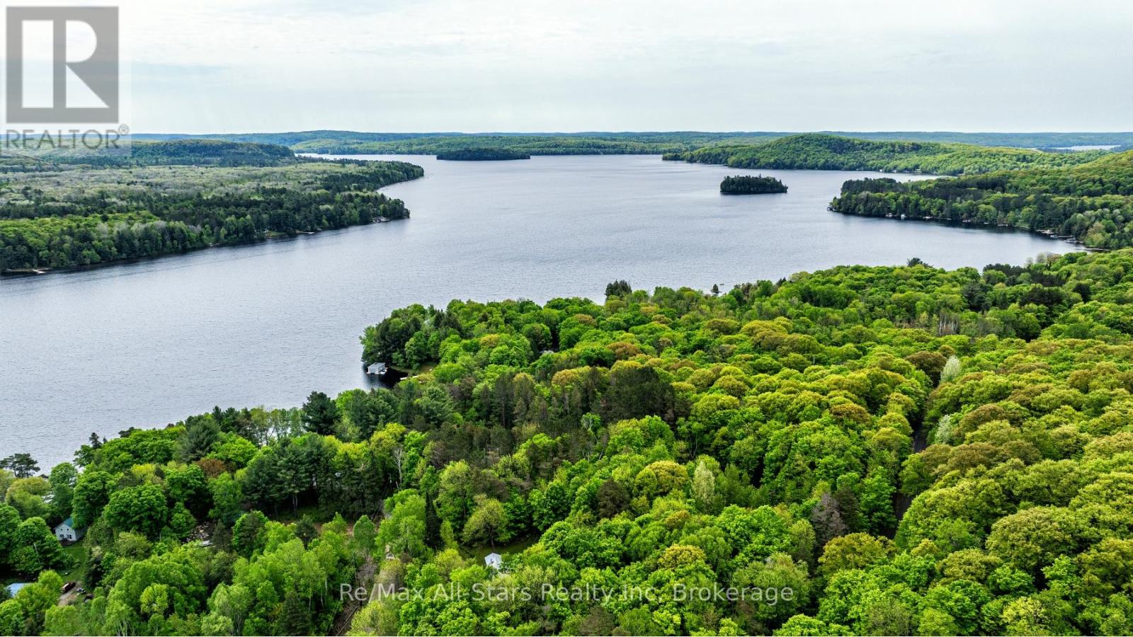 1028 Ronville Road, Lake Of Bays, Ontario  P0A 1H0 - Photo 4 - X12880294
