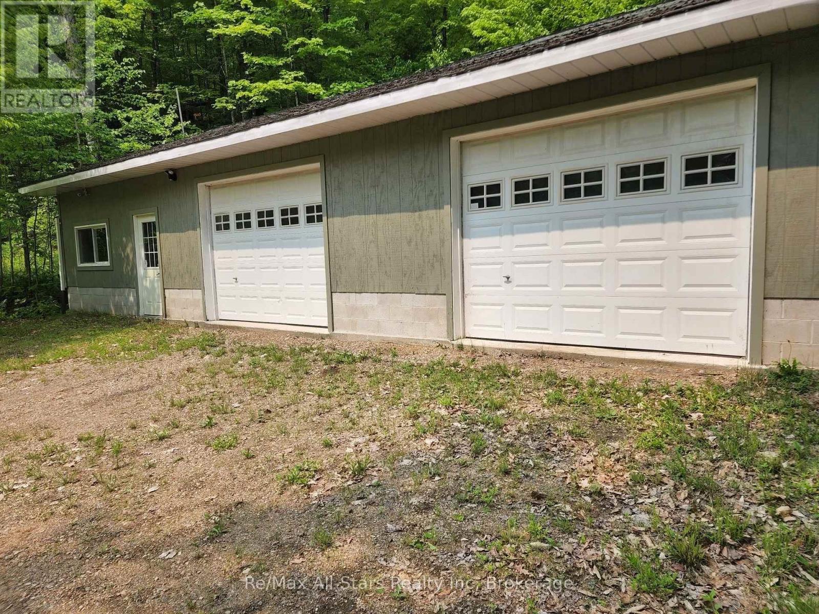 1028 Ronville Road, Lake Of Bays, Ontario  P0A 1H0 - Photo 7 - X12880294