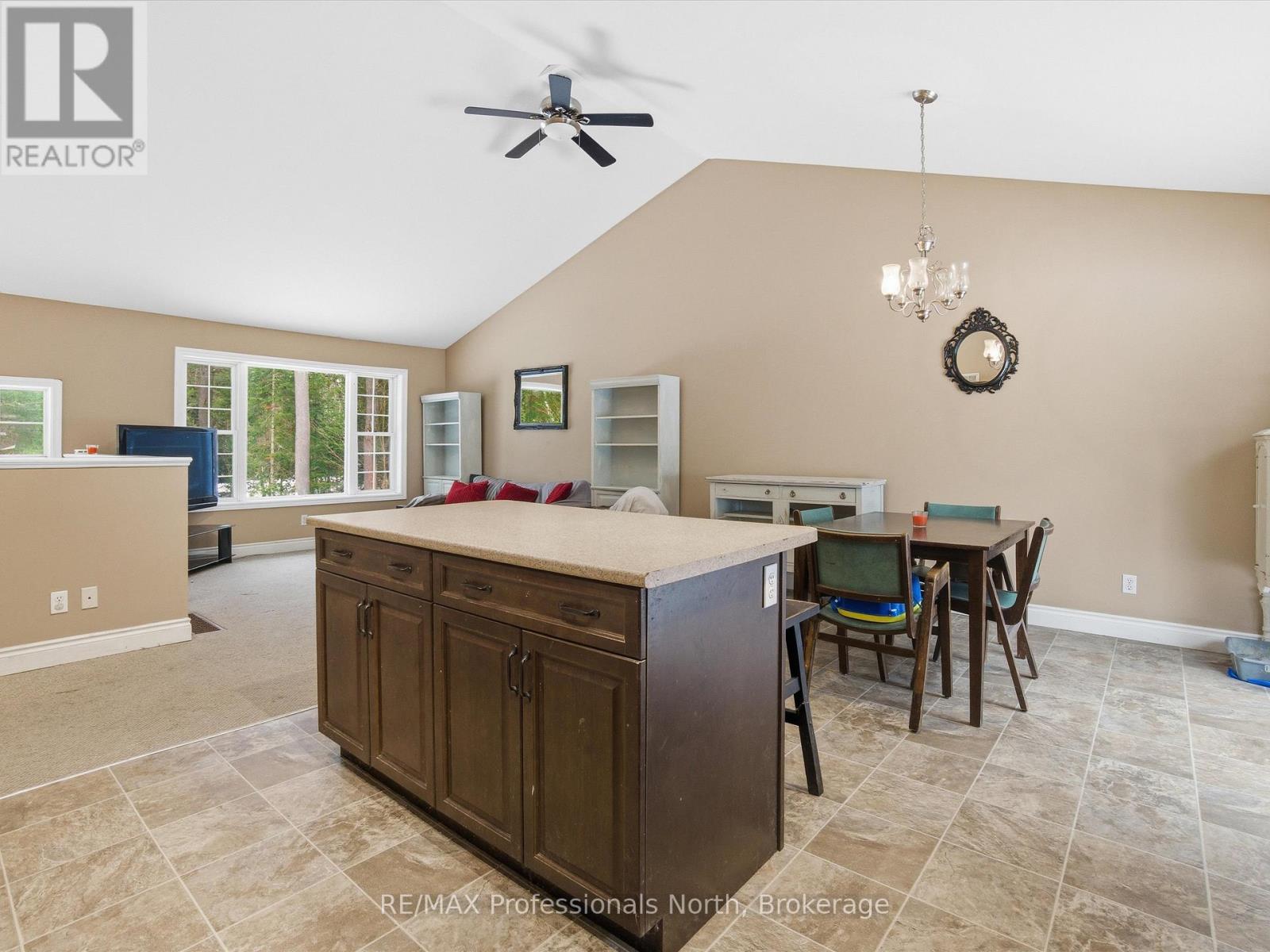 1017 Church Hill Road, Bracebridge, Ontario  P1L 1X1 - Photo 18 - X12881672