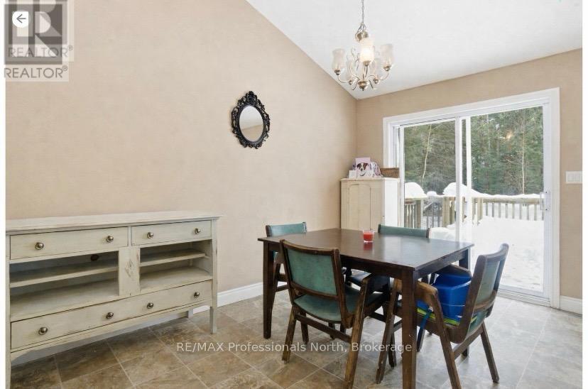 1017 Church Hill Road, Bracebridge, Ontario  P1L 1X1 - Photo 19 - X12881672