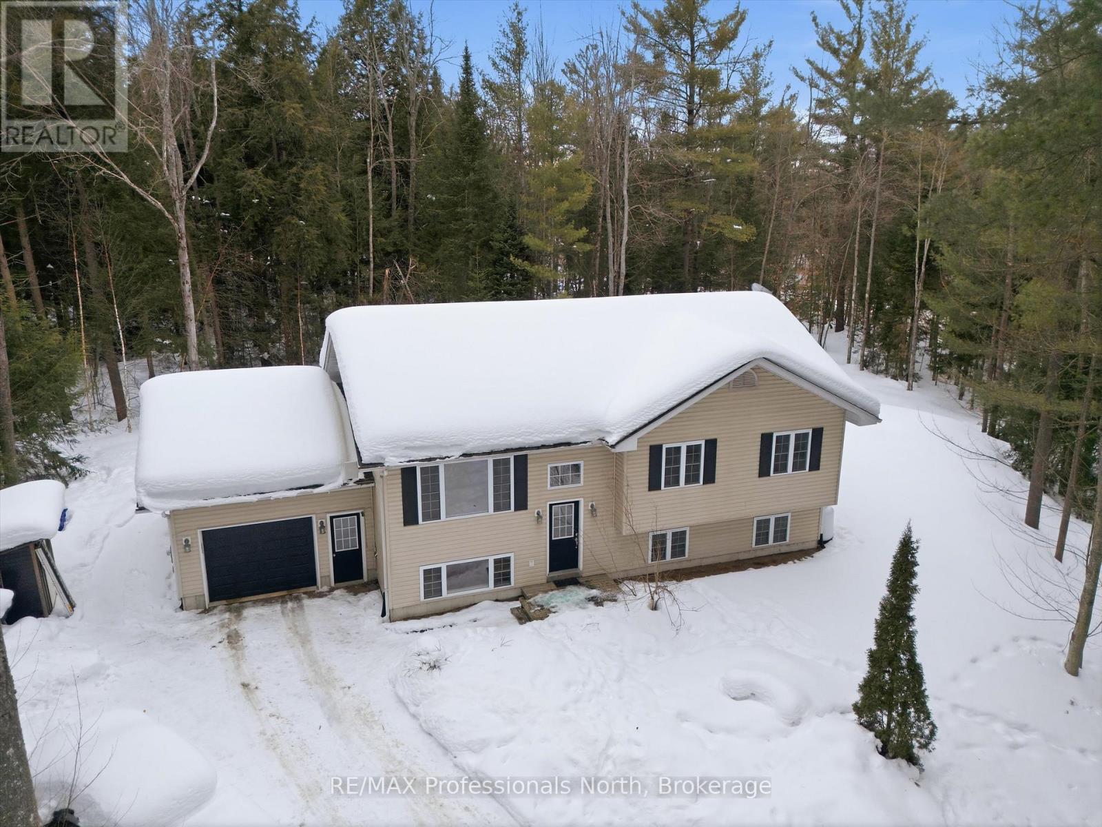 1017 Church Hill Road, Bracebridge, Ontario  P1L 1X1 - Photo 2 - X12881672