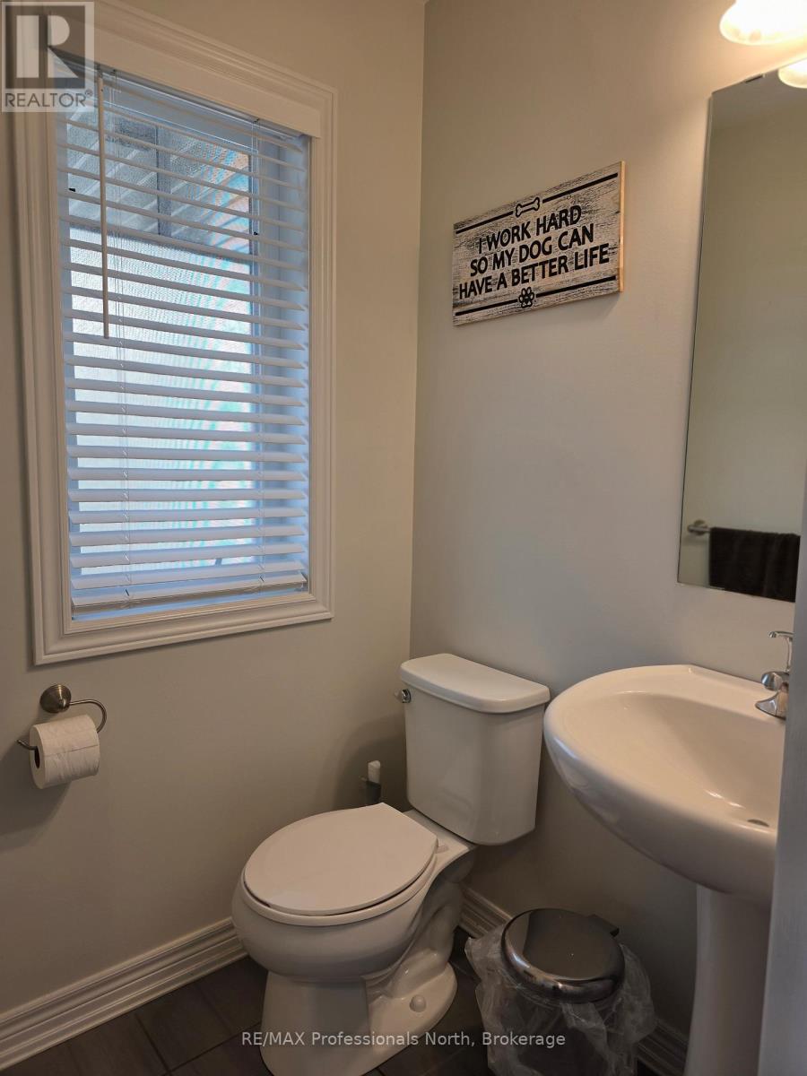 8 Spalding Crescent, Huntsville, Ontario  P1H 1C9 - Photo 18 - X12884134